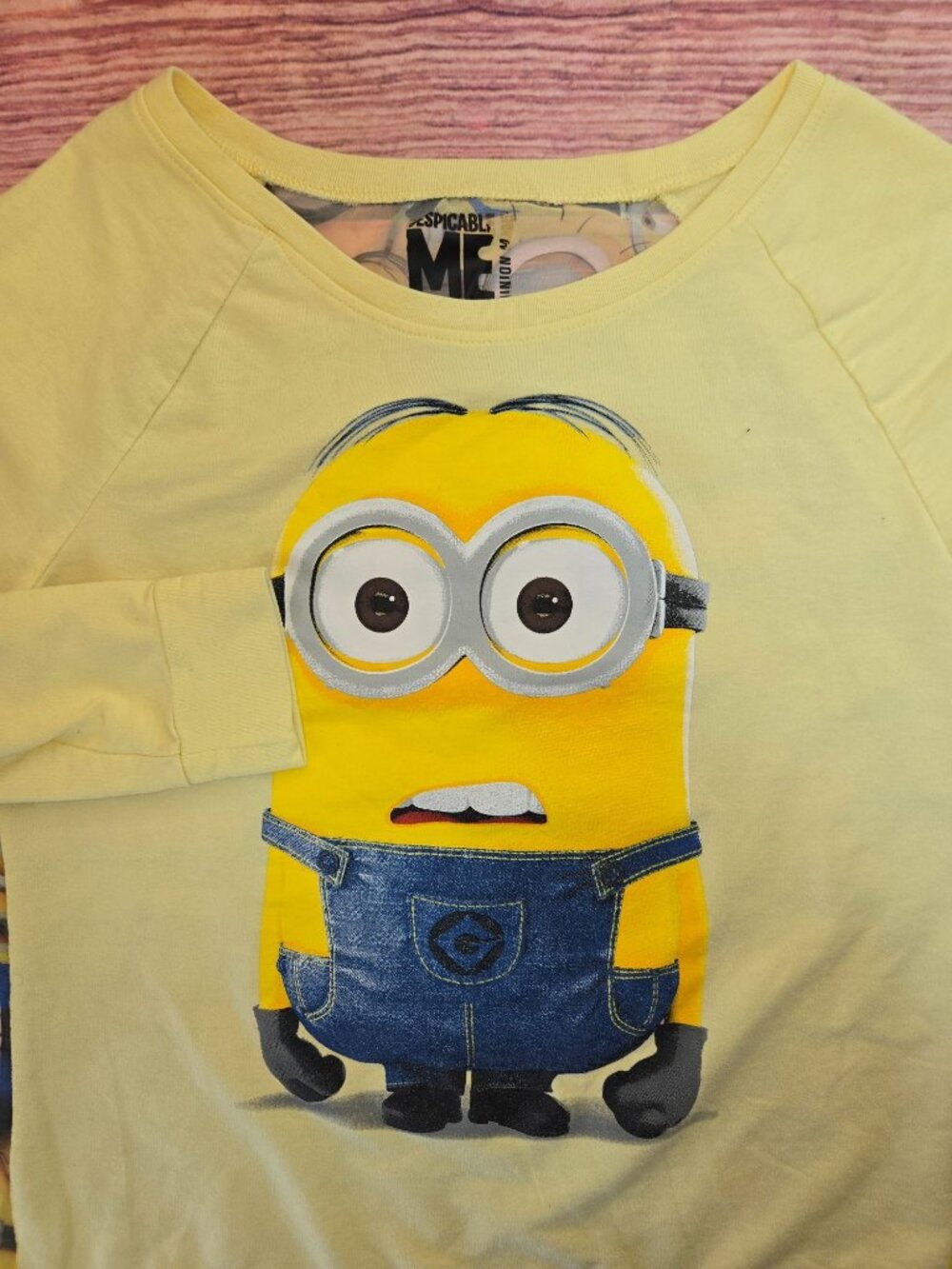 Despicable Me Minion Long Sleeve Shirt Large
